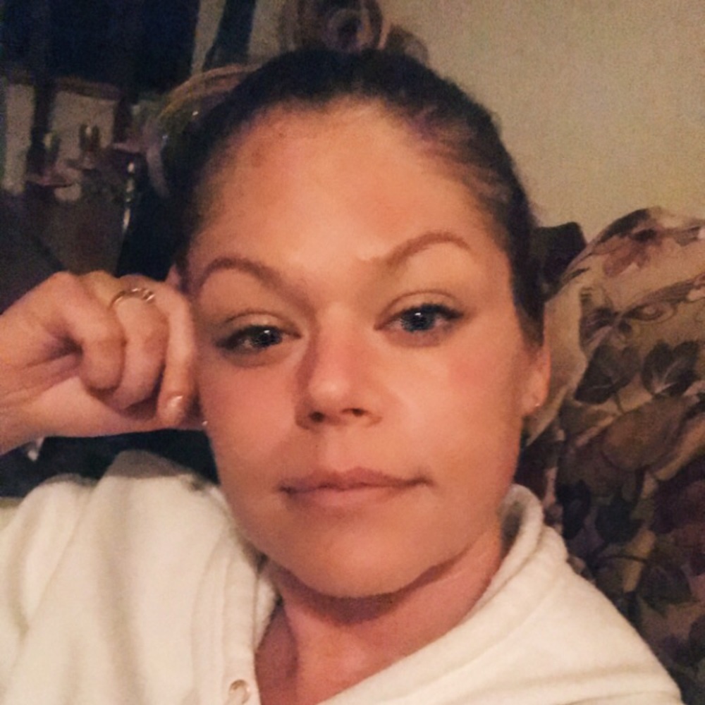 Hi I'm Karri! All offers welcome 💕😃